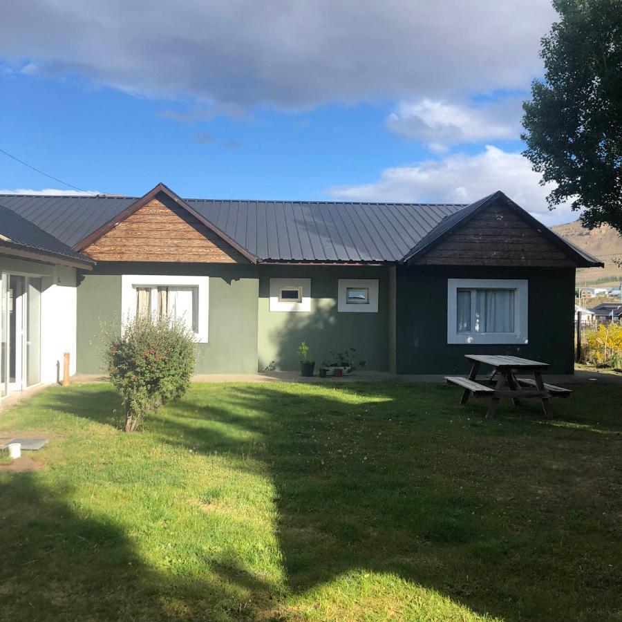 Hospedar Calafate - Los Lupinos Ξενοδοχείο Ελ Καλαφάτε Εξωτερικό φωτογραφία